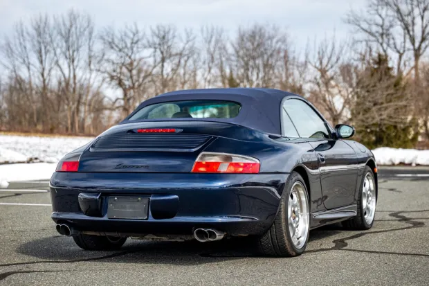 2003 911 Carrera photo 2