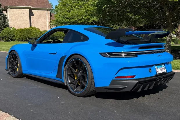 2022 911 GT3 photo 2