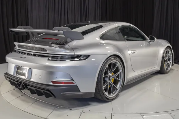 2022 911 GT3 photo 2