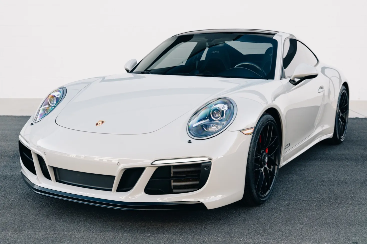 2018 Porsche 911 Carrera GTS