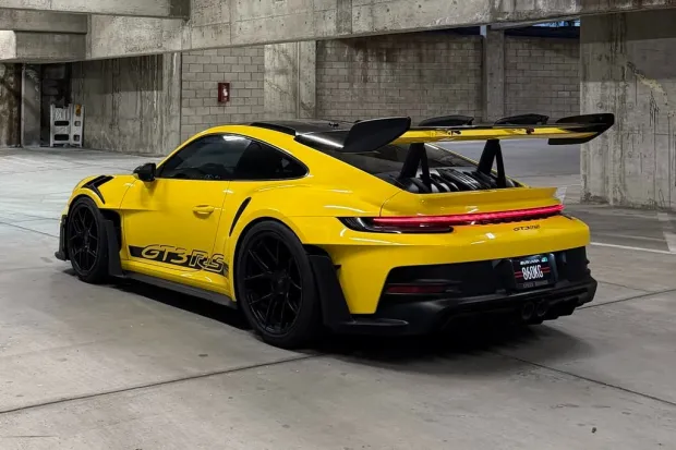 2023 911 GT3 RS photo 2