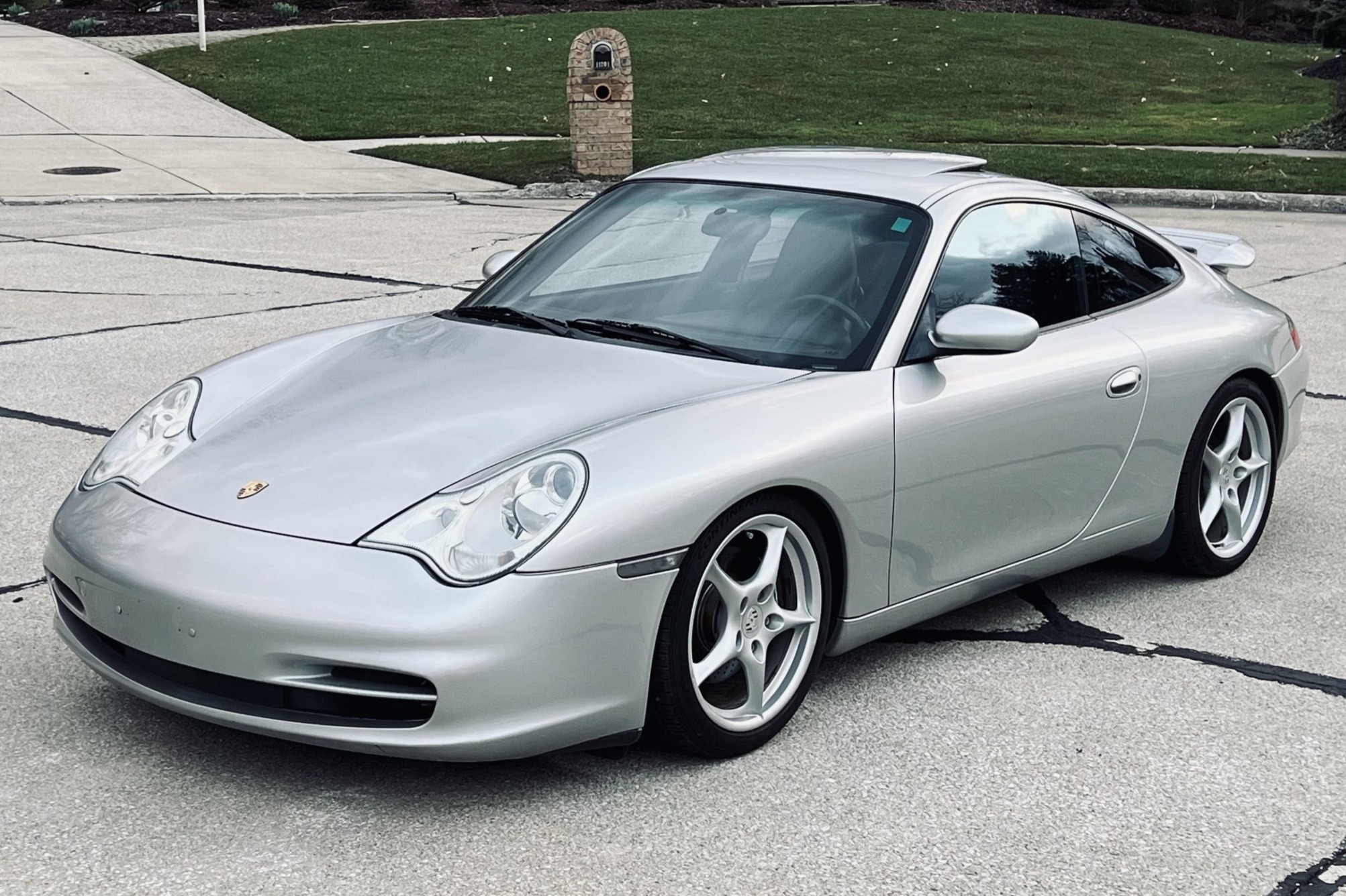 2004 911 Carrera photo 2