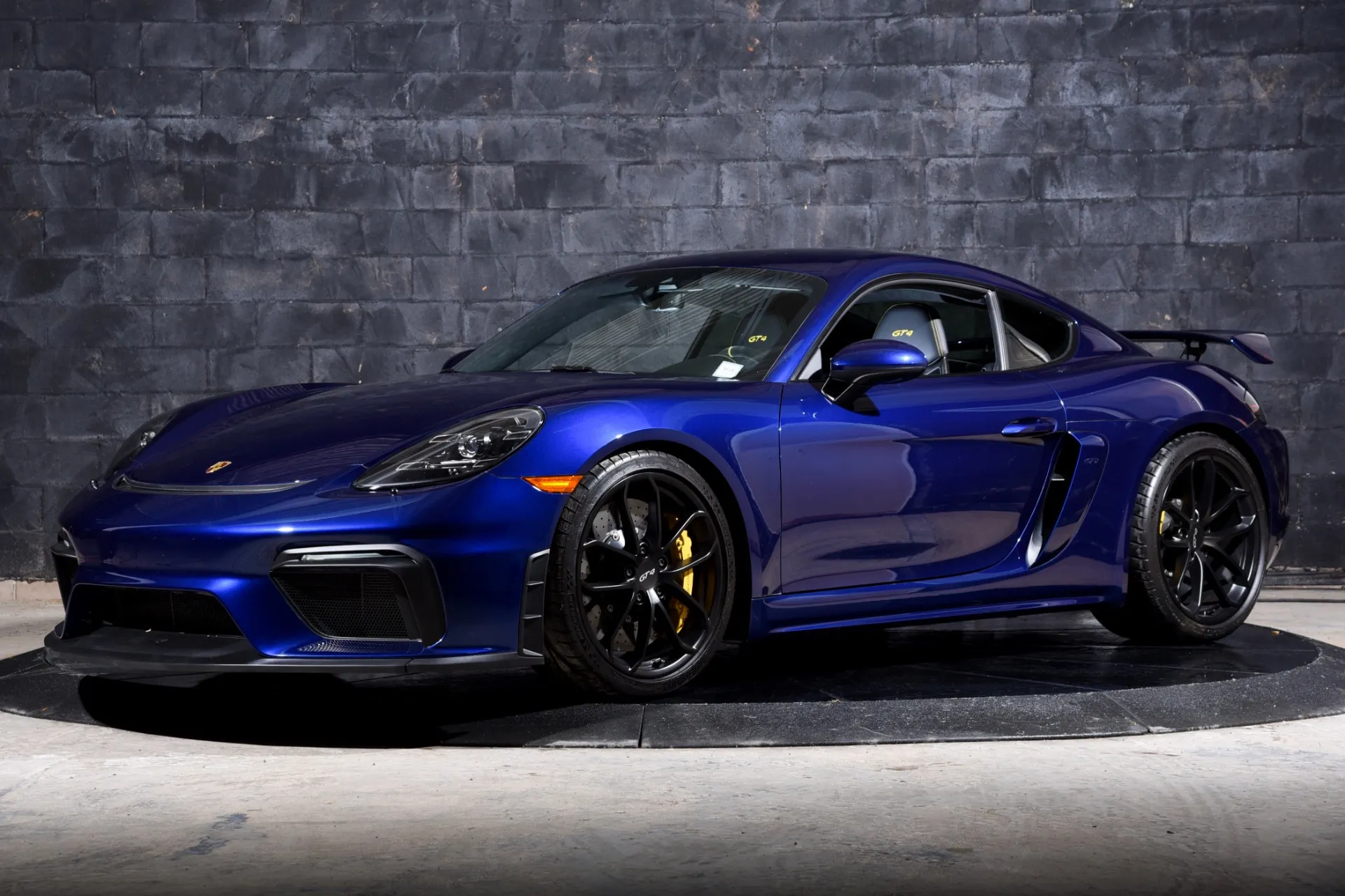 2020 Porsche 718 Cayman GT4