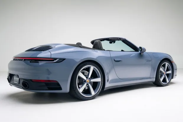 2024 911 Carrera Cabriolet photo 2
