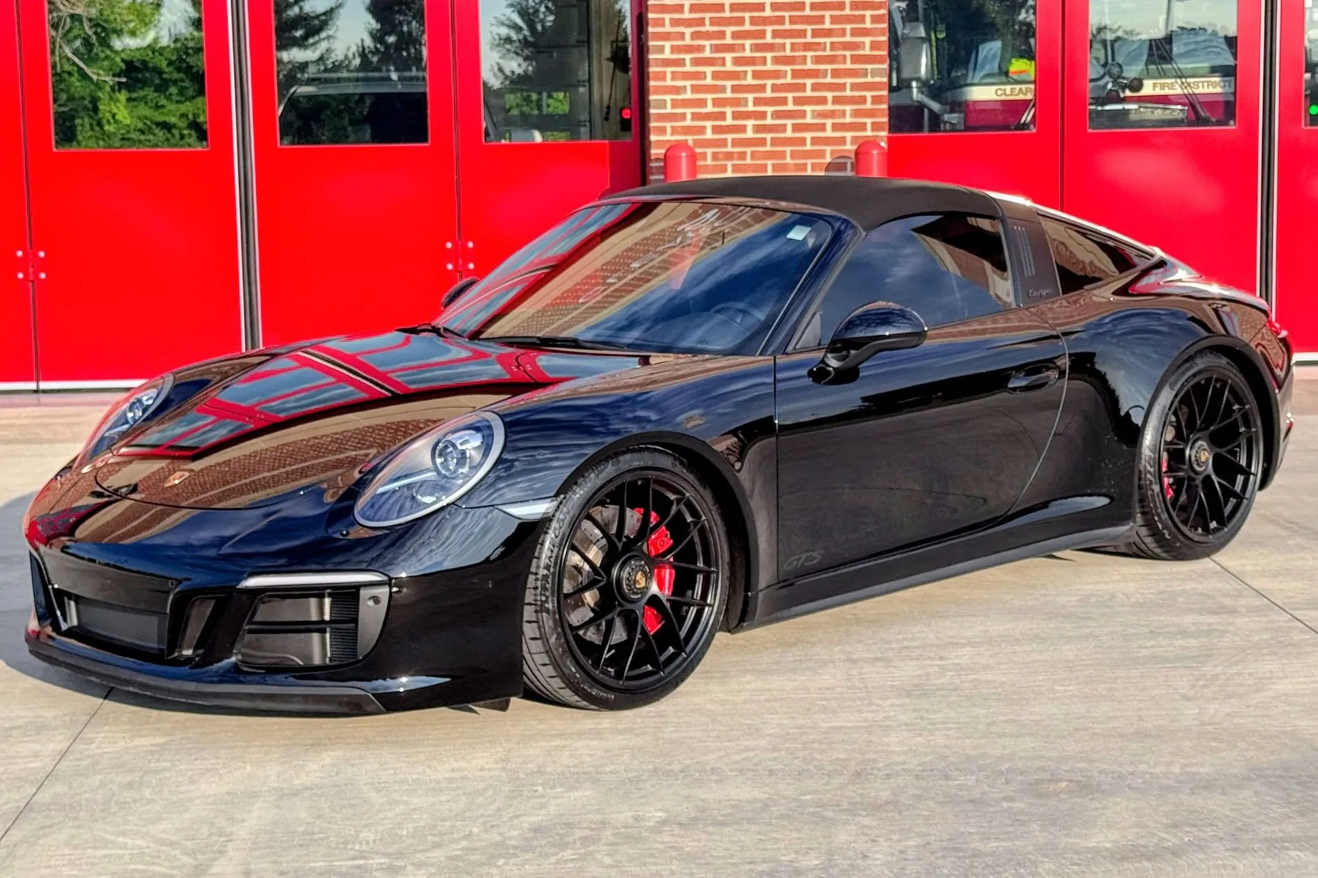 2017 Porsche 911 Targa 4 GTS