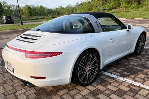2015 911 Targa 4S photo 2
