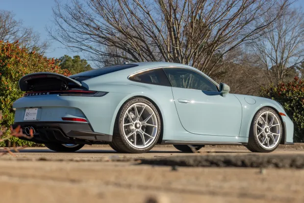 2022 911 GT3 Touring photo 2