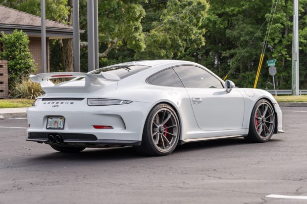 2015 911 GT3 photo 2