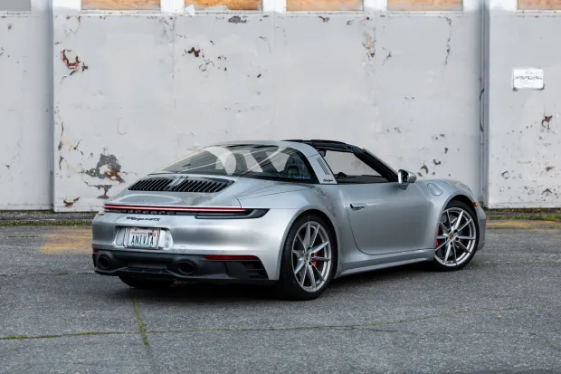 2024 911 Targa 4 GTS photo 2