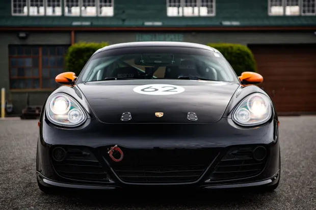 2009 Cayman Base photo 2