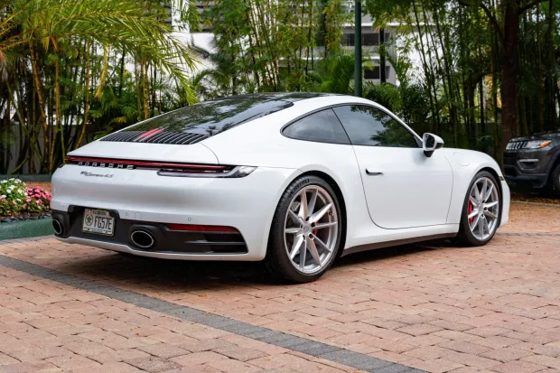 2020 911 Carrera 4S photo 2