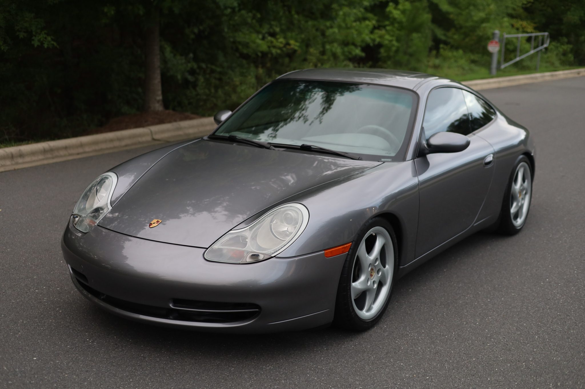 2001 Porsche 911 Carrera