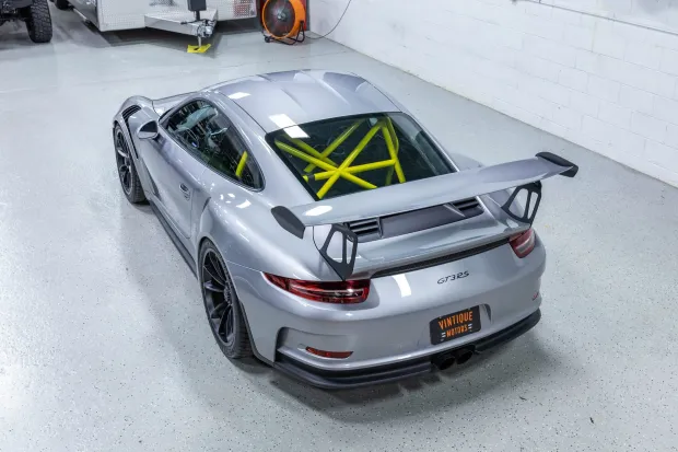 2016 911 GT3 RS photo 2
