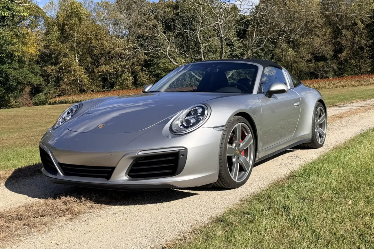 2017 Porsche 911 Targa 4S
