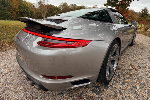 2017 911 Targa 4S photo 2