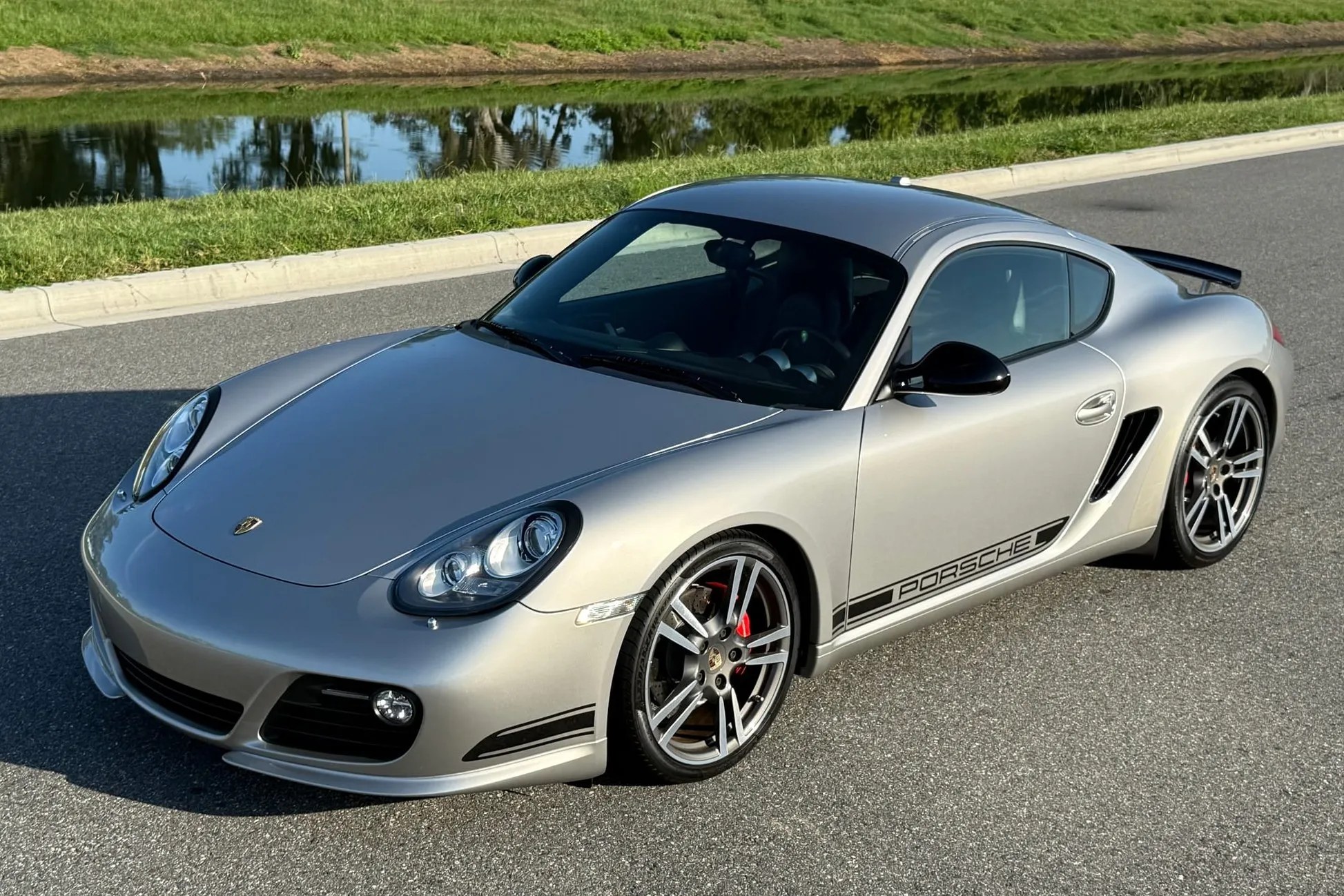 2012 Cayman R