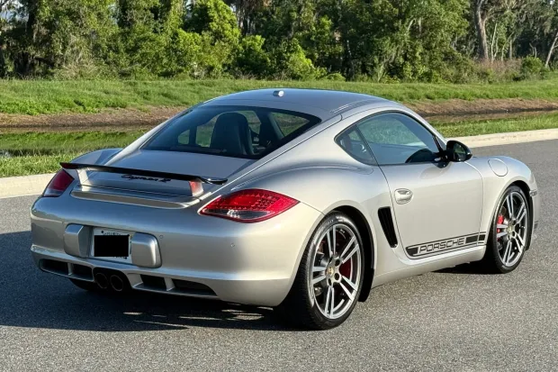 2012 Cayman R photo 2