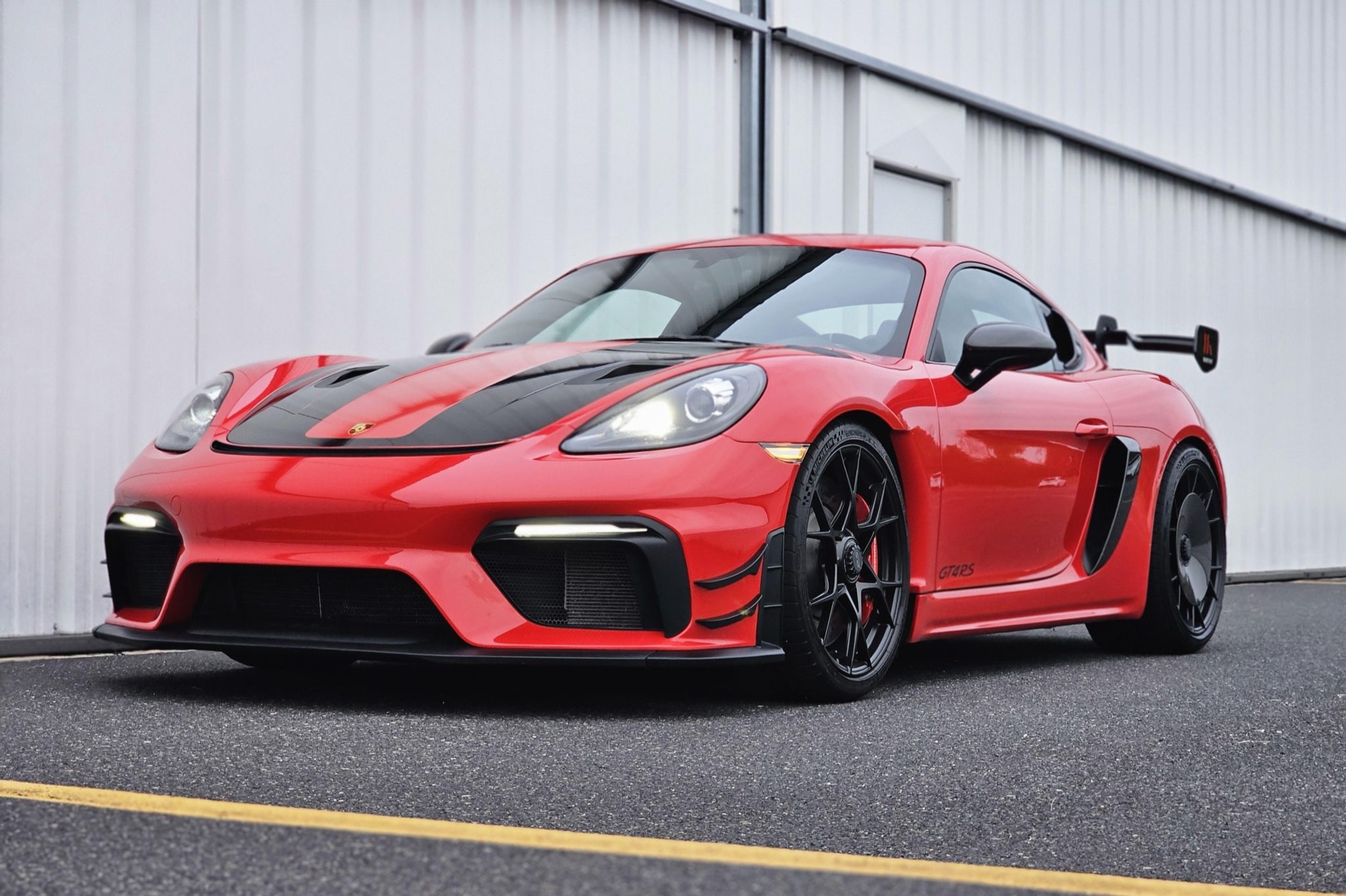 2023 718 Cayman GT4 RS photo 2