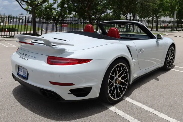 2015 911 Turbo S Cabriolet photo 2