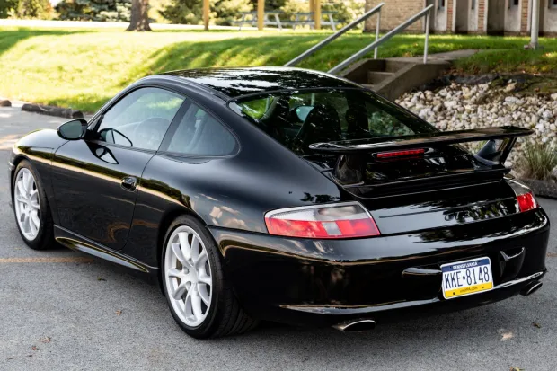 2004 911 GT3 photo 2