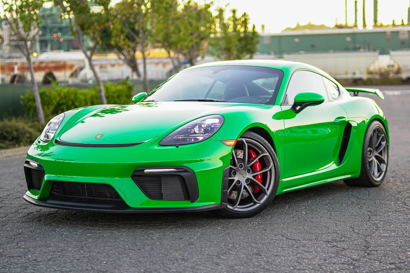 2023 718 Cayman GT4