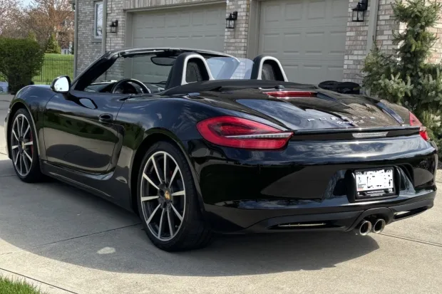 2013 Boxster S photo 2