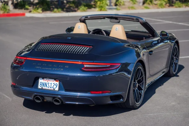 2019 911 Carrera 4 GTS Cabriolet photo 2