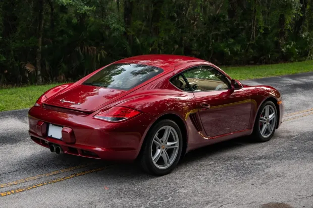2010 Cayman S photo 2