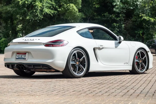 2015 Cayman S photo 2