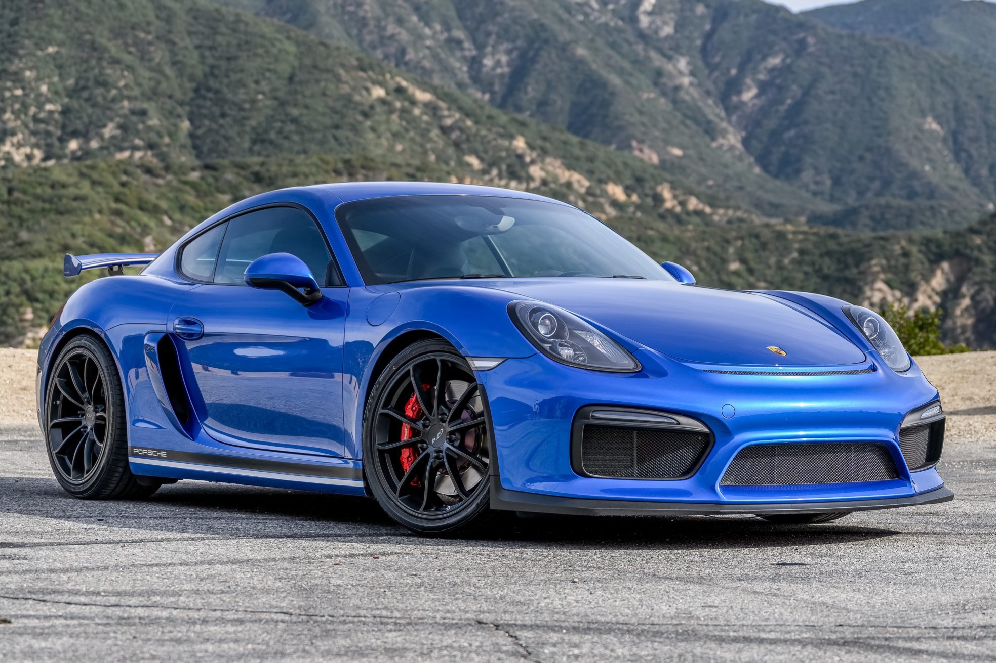 2016 Cayman GT4 photo 2