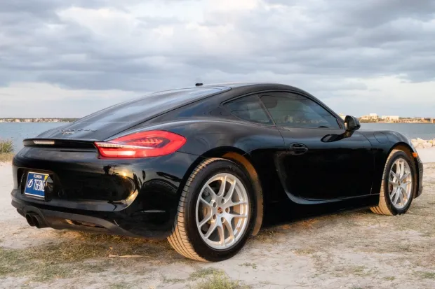 2014 Cayman Base photo 2