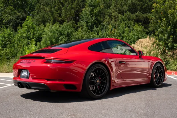 2019 911 Carrera GTS photo 2