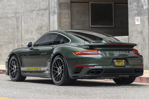 2018 911 Turbo S photo 2