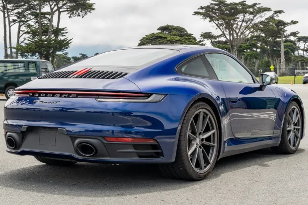 2023 911 Carrera T photo 2
