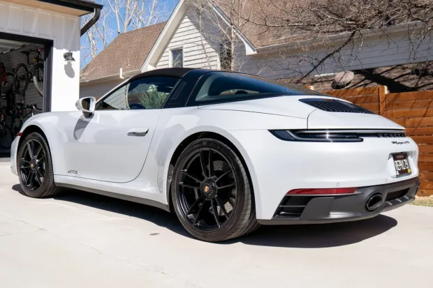 2023 911 Targa 4 GTS photo 2