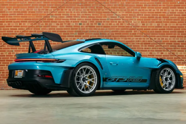 2024 911 GT3 photo 2