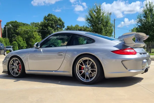 2011 911 GT3 photo 2