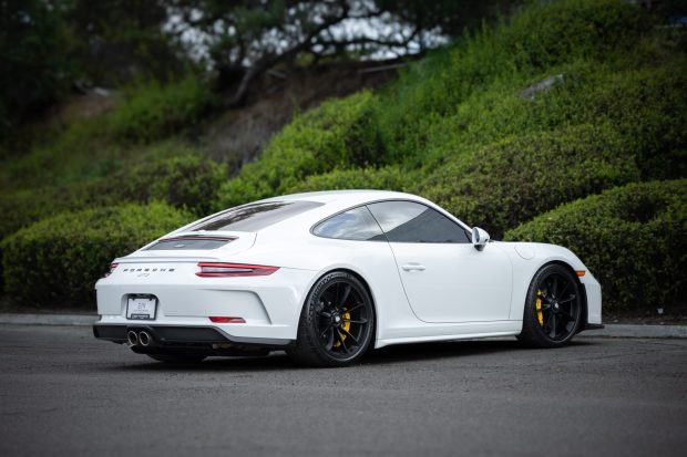 2018 911 GT3 Touring photo 2