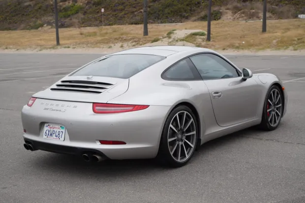 2013 911 Carrera S photo 2