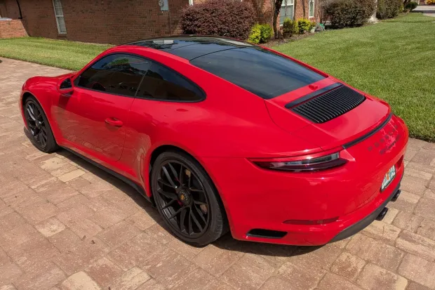 2017 911 Carrera GTS photo 2