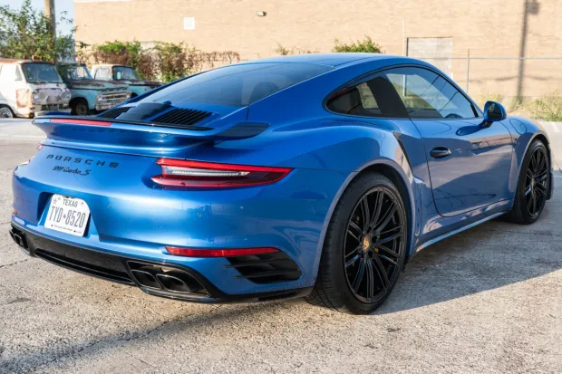 2018 911 Turbo S photo 2