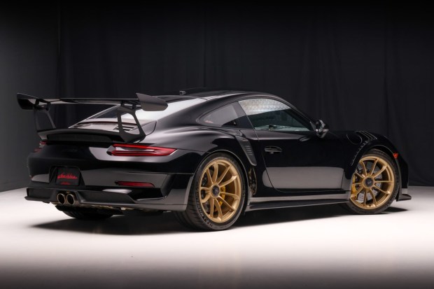 2019 911 GT3 RS photo 2