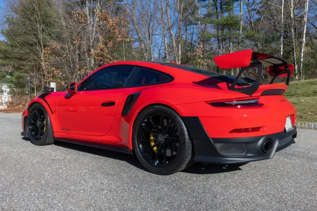 2019 911 GT2 RS photo 2