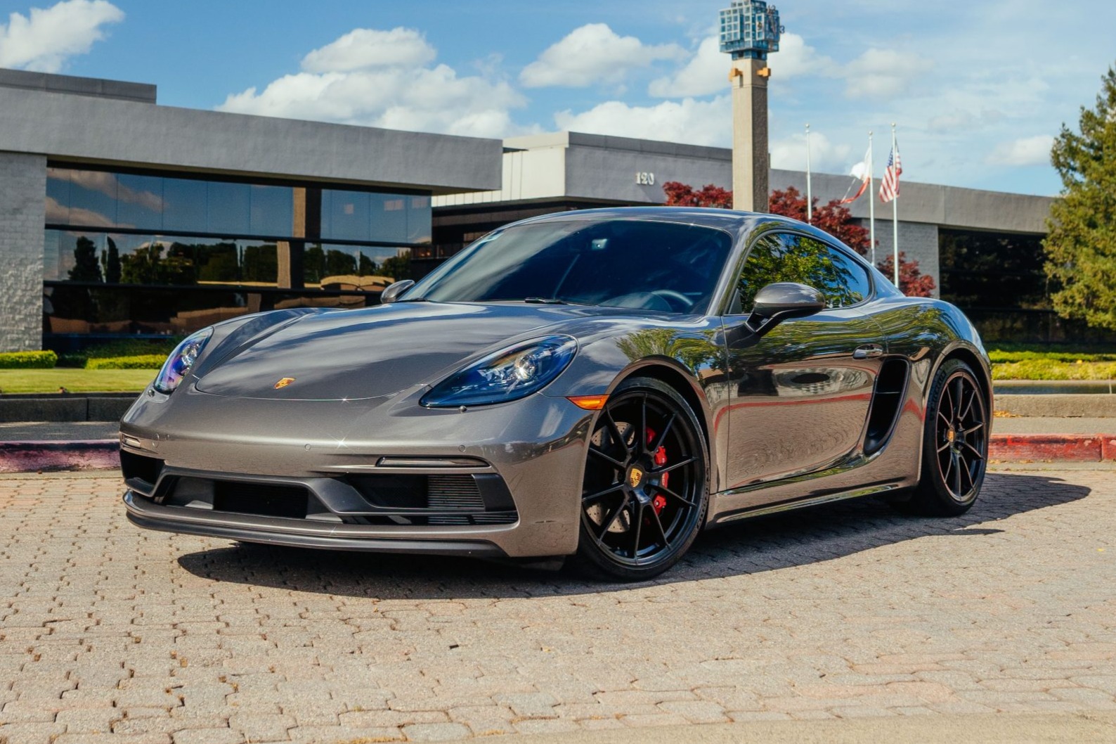 2023 Porsche 718 Cayman GTS