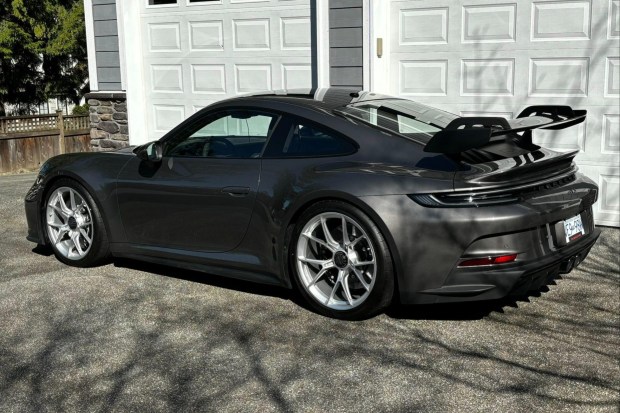 2024 911 GT3 photo 2