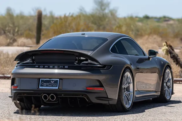 2023 911 GT3 photo 2