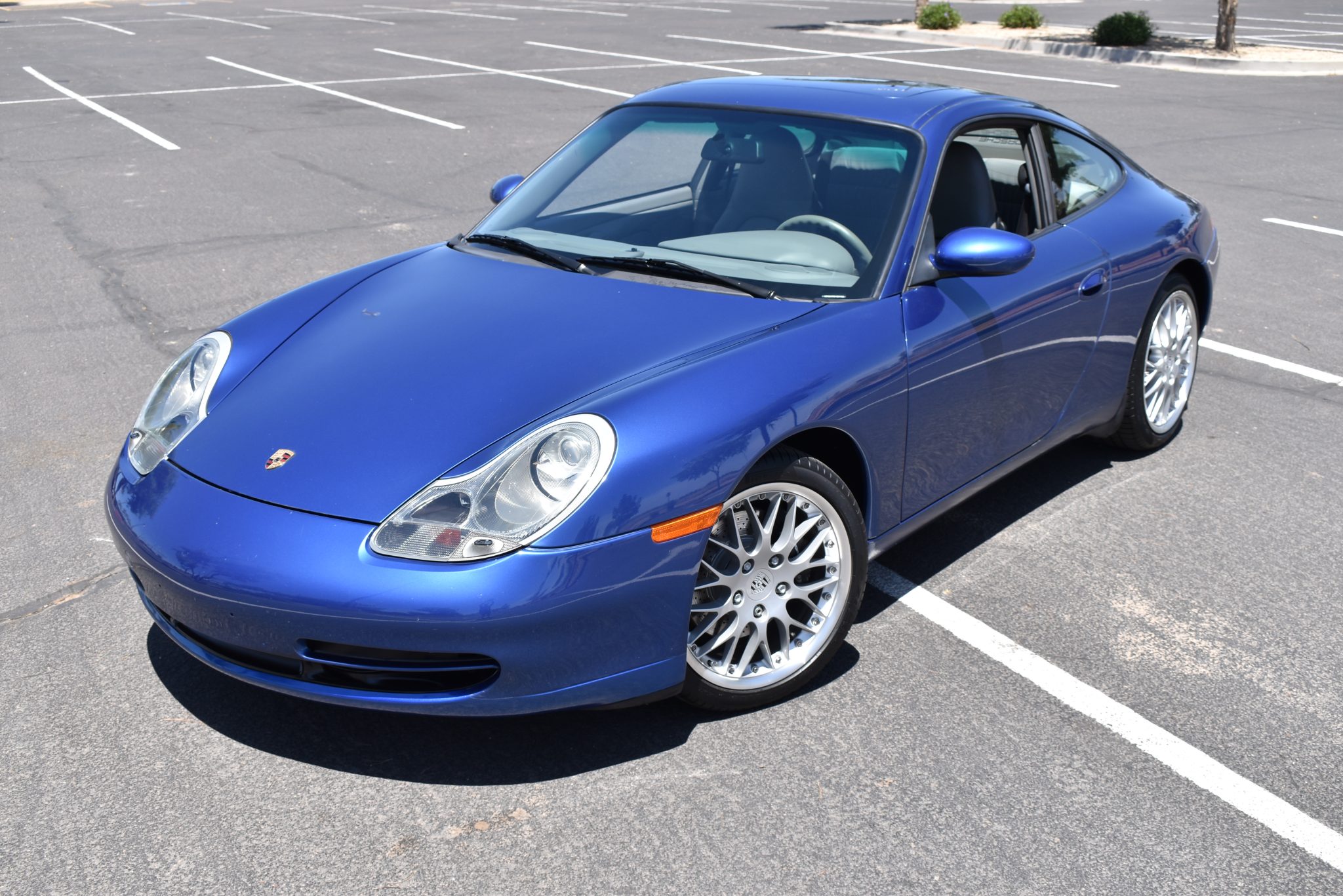 2001 911 Carrera photo 2