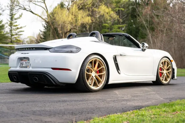 2022 718 Boxster Spyder photo 2