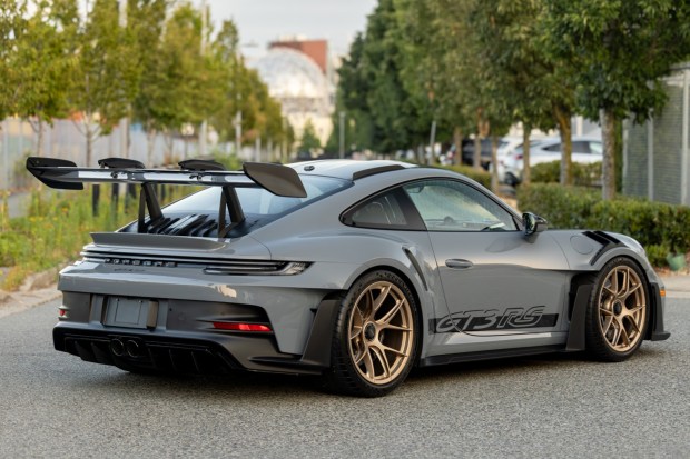 2023 911 GT3 RS photo 2
