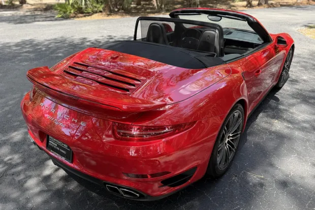 2015 911 Turbo Cabriolet photo 2
